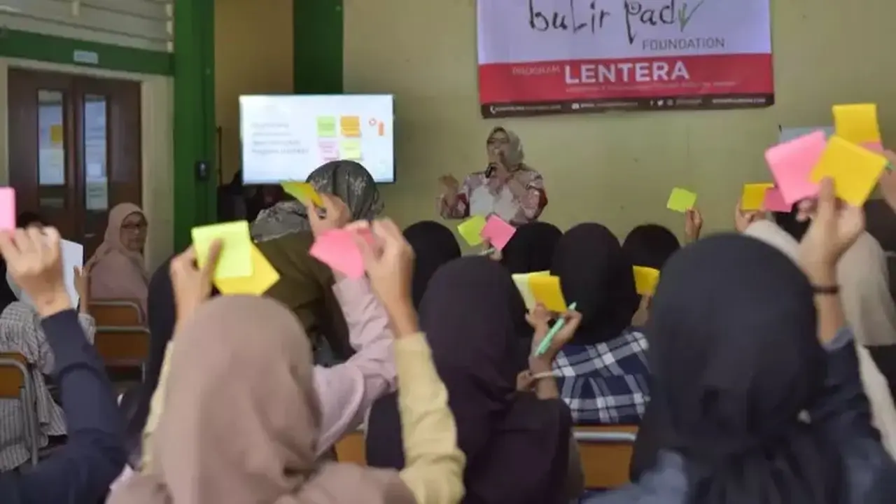 Program LENTERA Bekali Perempuan Muda Prasejahtera Tangerang dengan Keterampilan Industri