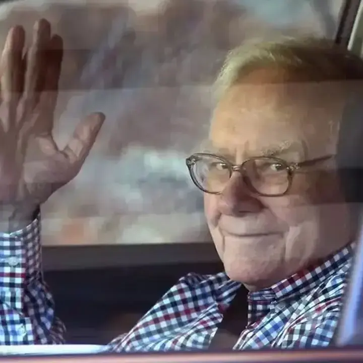 Raih Keuntungan Investasi Ala Warren Buffett Meski Tak Punya Waktu Riset