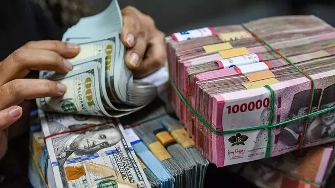 Rupiah Diperkirakan Melemah di Tengah Ketidakpastian Global dan Data Ekonomi Domestik