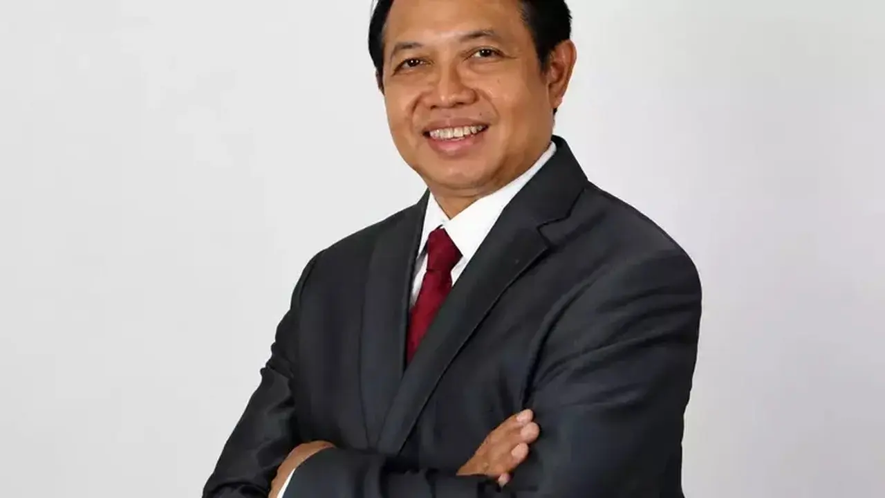 Rupiah Melemah, Investor Cemas Menanti Kebijakan Pemulihan