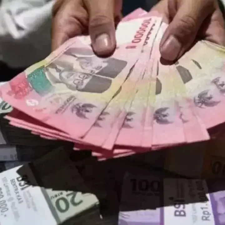 Rupiah Menguat ke Rp 17.933, Dipicu Redanya Ketegangan Timur Tengah dan Ekonomi RI