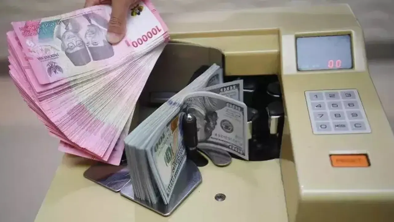Rupiah Pulih di Atas Rp 18.000, Dipicu Meredanya Ketegangan Timur Tengah dan Data Domestik