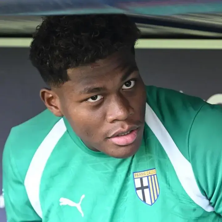 Spalletti Tertarik Kiper Parma Zion Suzuki, Harga Jadi Kendala Utama Juventus