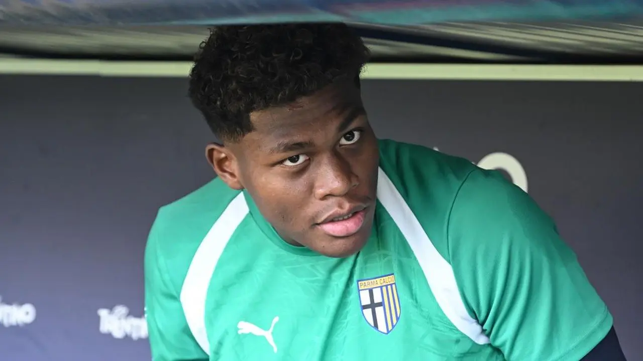 Spalletti Tertarik Kiper Parma Zion Suzuki, Harga Jadi Kendala Utama Juventus