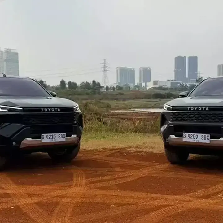 Toyota Hilux 4×4 Dibuktikan Tangguh di Lintasan Off-Road Ekstrem