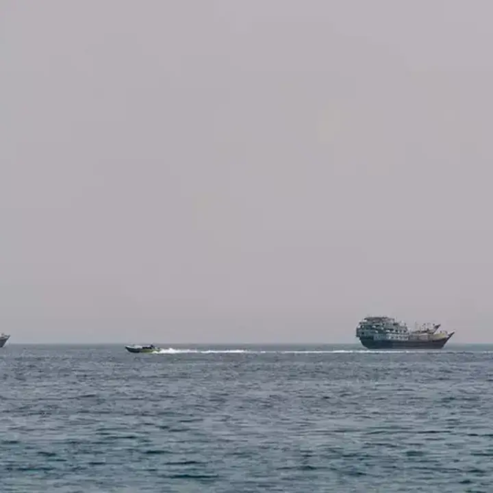 Trump Klaim Pembukaan Selat Hormuz dan Denuklirisasi Iran dalam Jangkauan